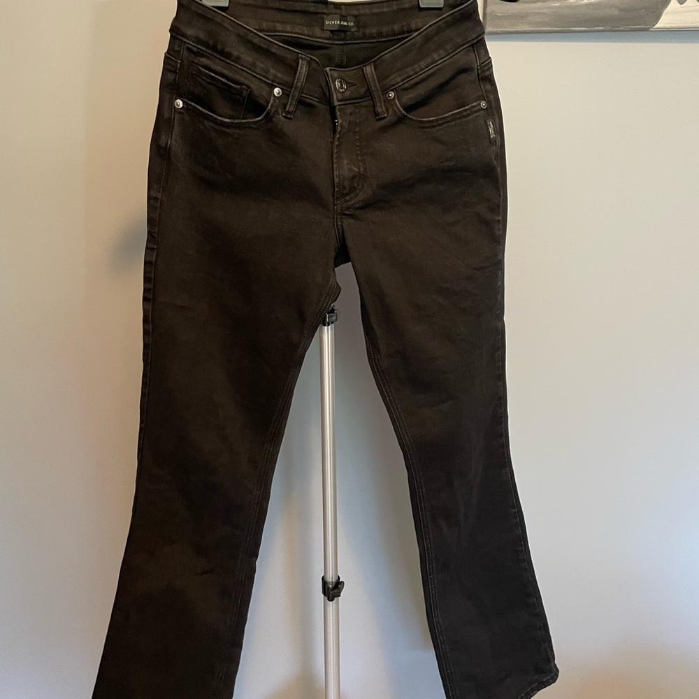 Silver Jeans Women's Slim Boot Cut in Black
